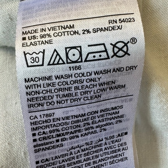 Women Old Navy Gray Bermuda Shorts Classic Style size 10 - Picture 5 of 5